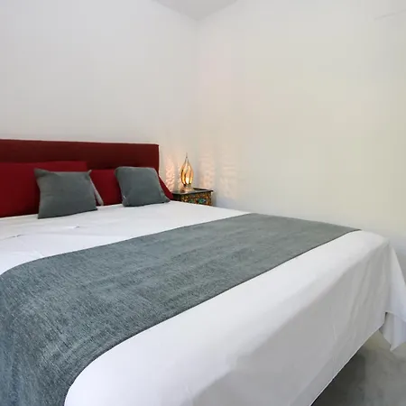 2 Bed In Mijares, Miraflores *