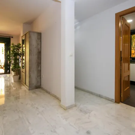 2 Bed In Mijares, Miraflores *